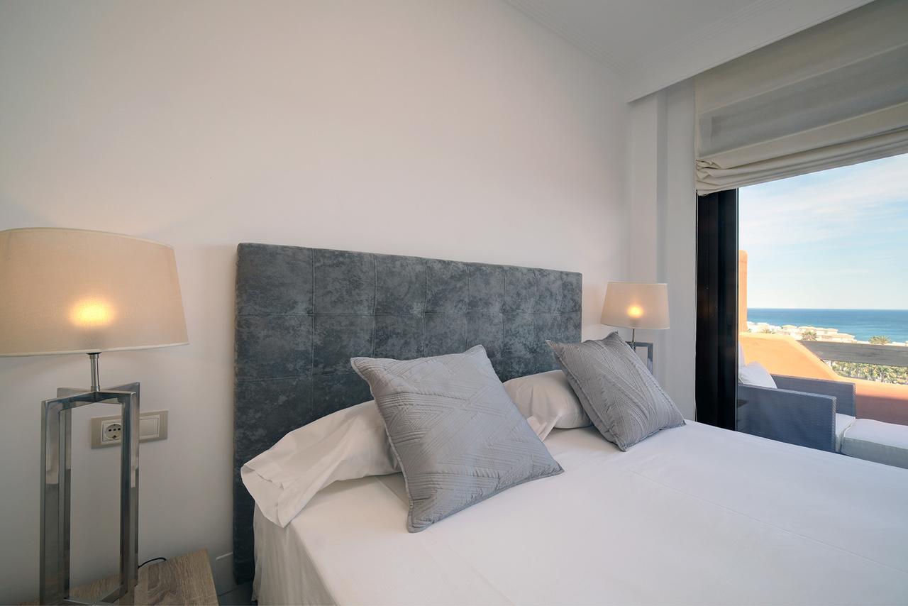 Jardines De Nueva Galera Cozy Penthouse Apartment Estepona Exterior photo