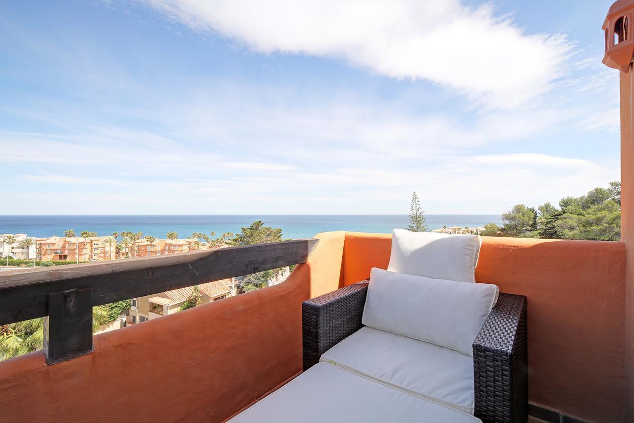 Jardines De Nueva Galera Cozy Penthouse Apartment Estepona Exterior photo