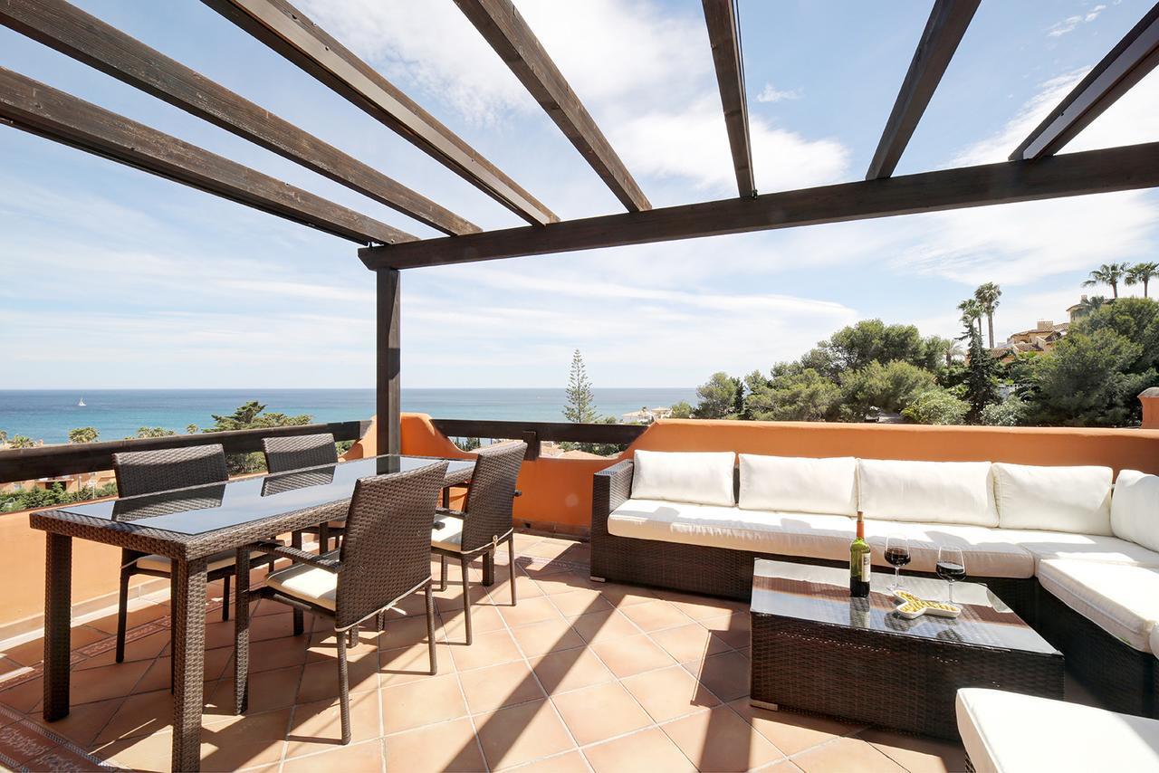 Jardines De Nueva Galera Cozy Penthouse Apartment Estepona Exterior photo