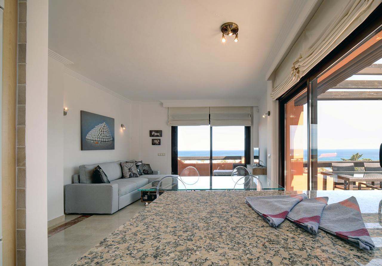 Jardines De Nueva Galera Cozy Penthouse Apartment Estepona Exterior photo